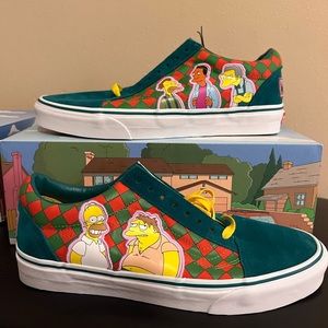 Limited edition Vans x The Simpsons. Moes old skool released 06/05/2020